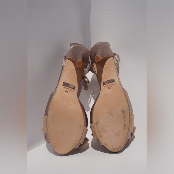 BADGLEY MISCHKA Evening Rose Gold Strappy 4.5" Heels - Picture 8 of 9